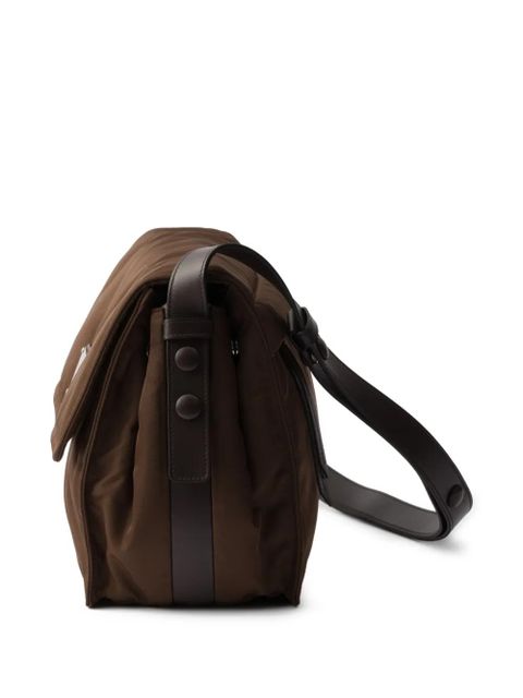 Prada medium Traveller padded shoulder bag - Brown