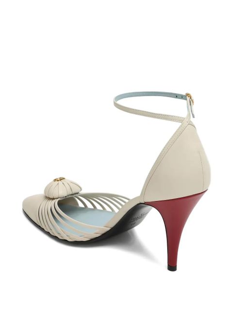 Valentino Garavani 10mm heart-plaque leather pumps - Neutrals