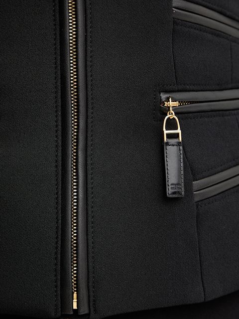 Elisabetta Franchi marynarka kolor czarny jednorzędowa gładka GI17356E2