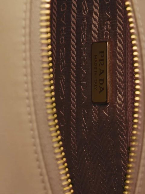 Prada logo-plaque shoulder bag - Neutrals
