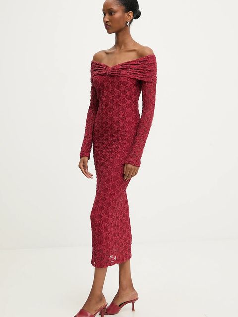 Answear.LAB sukienka kolor czerwony midi dopasowana