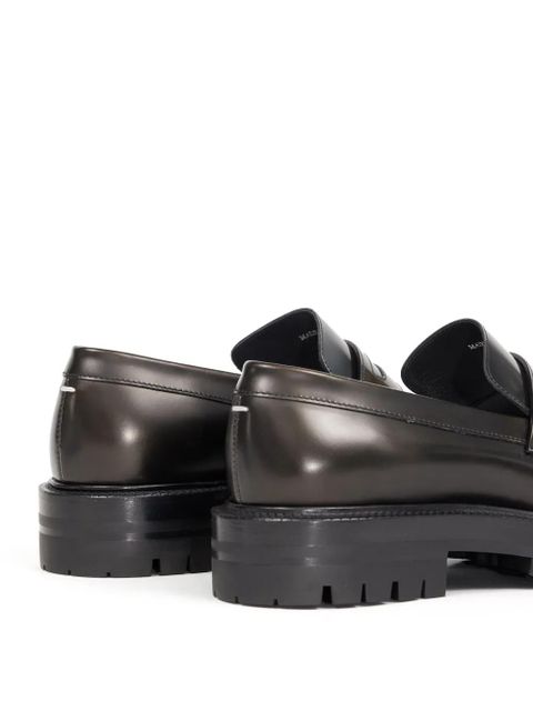 Maison Margiela Tabi leather loafers - Brown