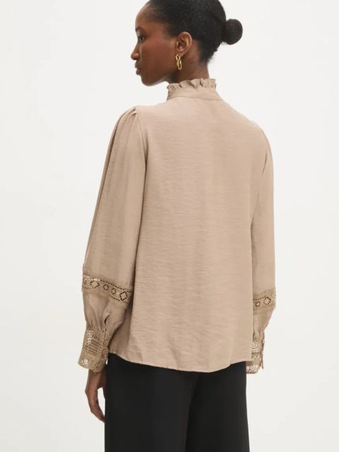 Answear.LAB koszula damska kolor beżowy regular ze stójką