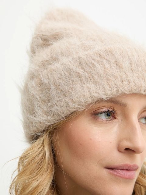 Answear.LAB czapka kaszmirowa kolor beżowy - zdjęcie produktu nr 1