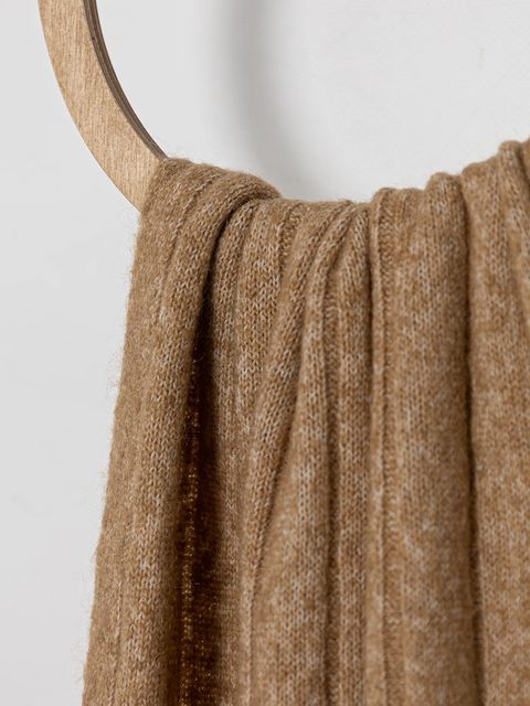 Tommy Hilfiger szalik z dodatkiem wełny damski kolor beżowy gładki AW0AW17787 - zdjęcie produktu nr 2