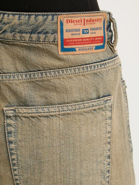 Diesel jeansy 1996 D-SIRE L.32 TROUSERS damskie kolor beżowy A06925.09L49