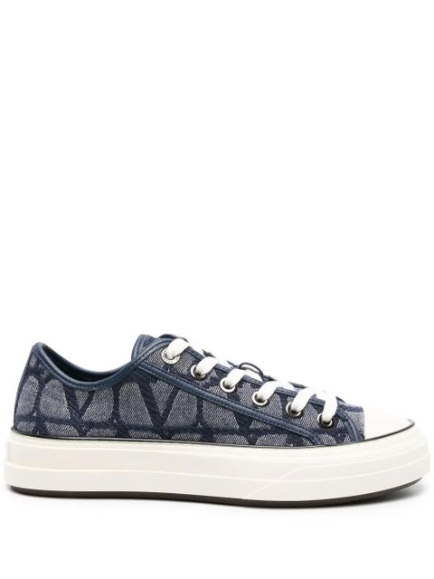 Valentino Garavani Toile Iconographe Totaloop denim sneakers - Blue