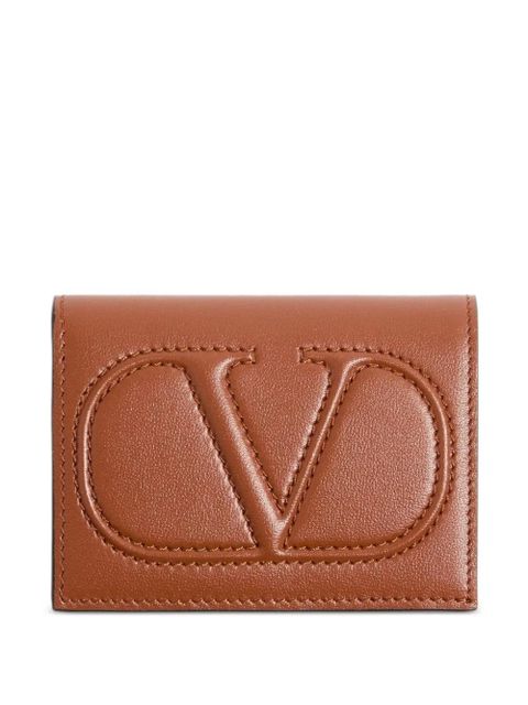 Valentino Garavani small Vlogo wallet in calfskin - Brown - zdjęcie produktu nr 1