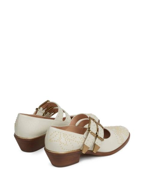 Chloé Susan buckle embellished pumps - Neutrals