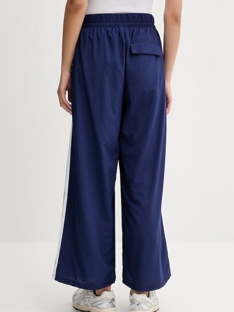 adidas spodnie dresowe Essentials damskie kolor granatowy z aplikacją JV5328