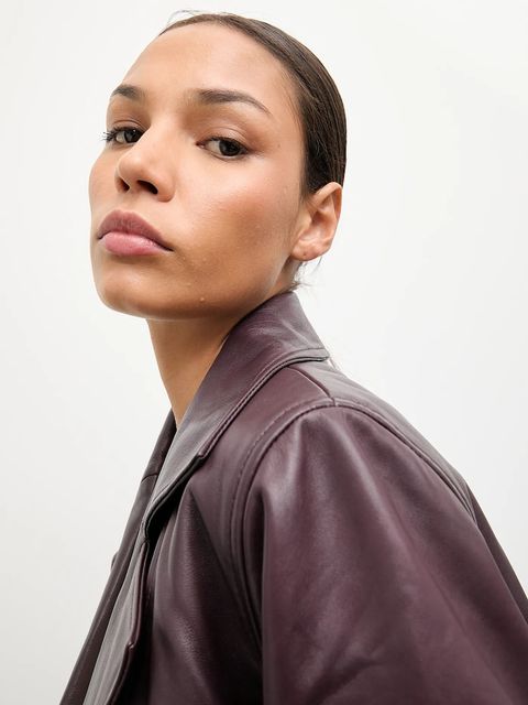 Answear.LAB kurtka skórzana kolor bordowy przejściowa