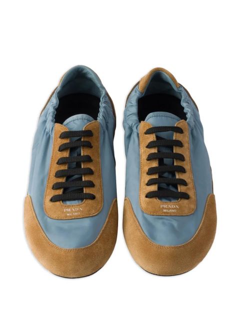 Prada round-toe lace-up sneakers - Brown