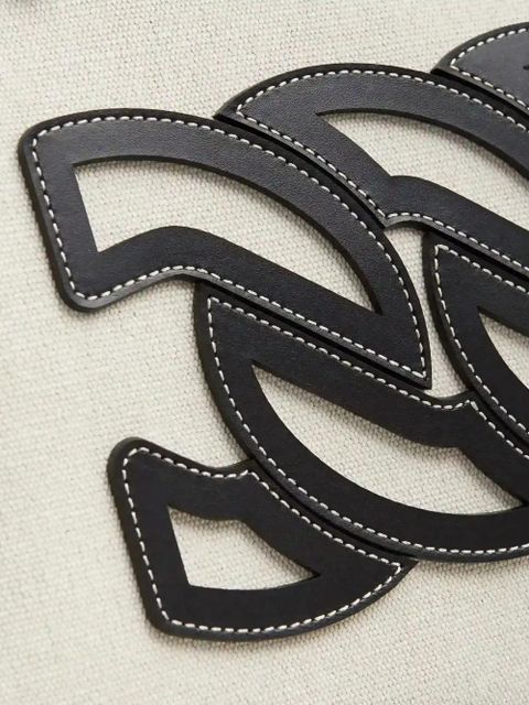 Casadei Beaurivage logo-appliqué shoulder bag - Neutrals