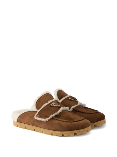Prada shearling logo-plaque mules - Brown