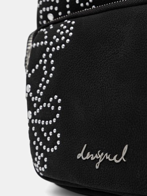 Desigual plecak POKER FACE CHESTER M damski kolor czarny mały z aplikacją 25WAKP35