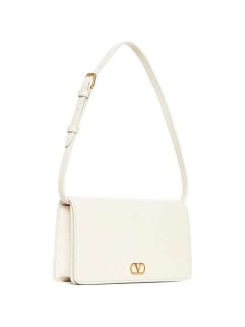 Valentino Garavani logo-plaque leather shoulder bag - White