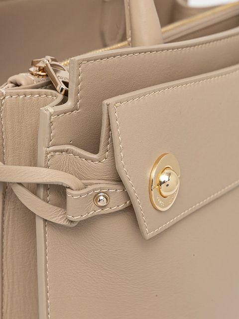 Guess torebka skórzana BIANCA