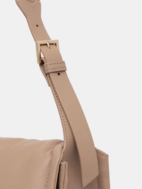 Guess torebka skórzana EVA