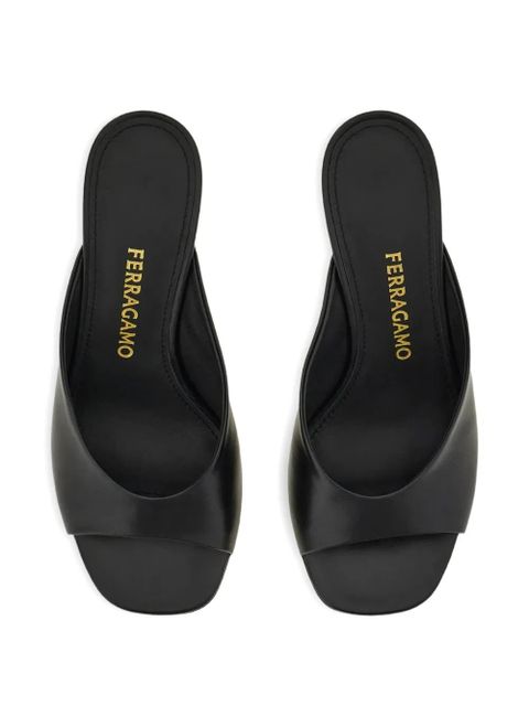 Ferragamo S-shaped open toe sandals - Black