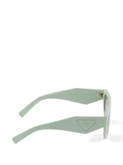 Prada Eyewear sunglasses with triangle logo - Green