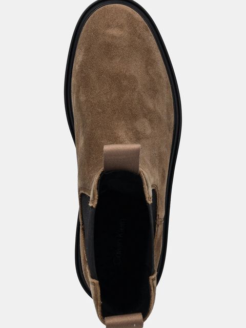 Calvin Klein sztyblety zamszowe CONVAVE WELT CHESEA SUEDE damskie kolor brązowy na płaskim obcasie YW0YW01969