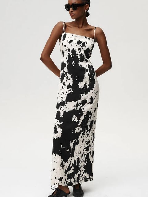 Undress Code sukienka kolor czarny maxi prosta 1071 - zdjęcie produktu nr 2