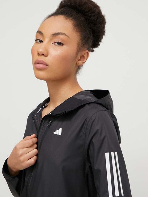 adidas Performance kurtka do biegania Own The Run kolor czarny przejściowa IN1576
