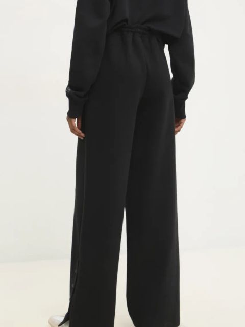 Patrizia Pepe spodnie dresowe kolor czarny gładkie 8P0701 J219