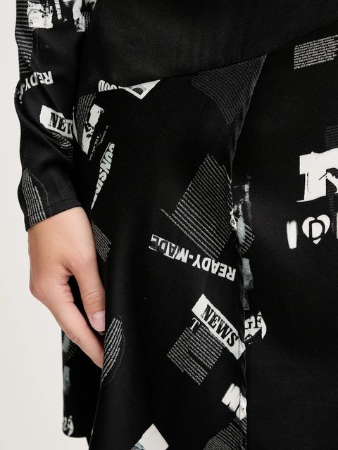 Desigual sukienka NEWSCORTO kolor czarny mini rozkloszowana 25WWVW29