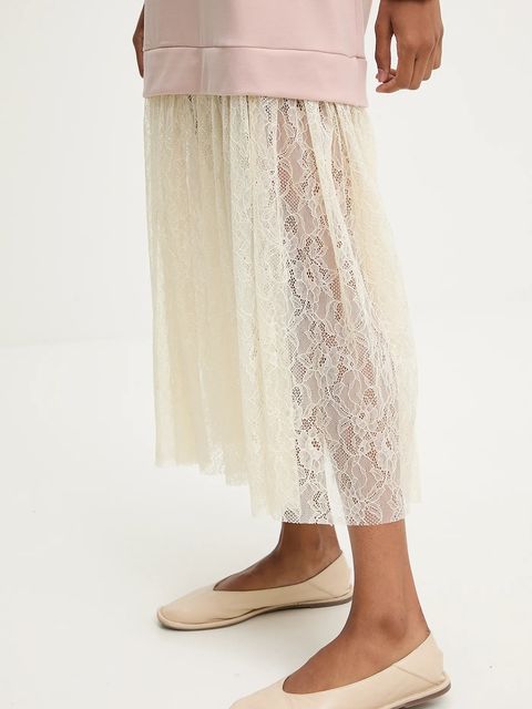 Answear.LAB sukienka kolor różowy midi rozkloszowana