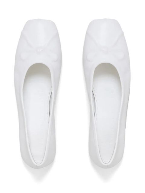 Marni bow-embossed leather ballerina shoes - White