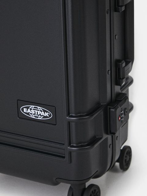Eastpak walizka Resist'R Case S 55,5x35,5x23 cm kolor czarny EK0A5BJE0081 - zdjęcie produktu nr 2
