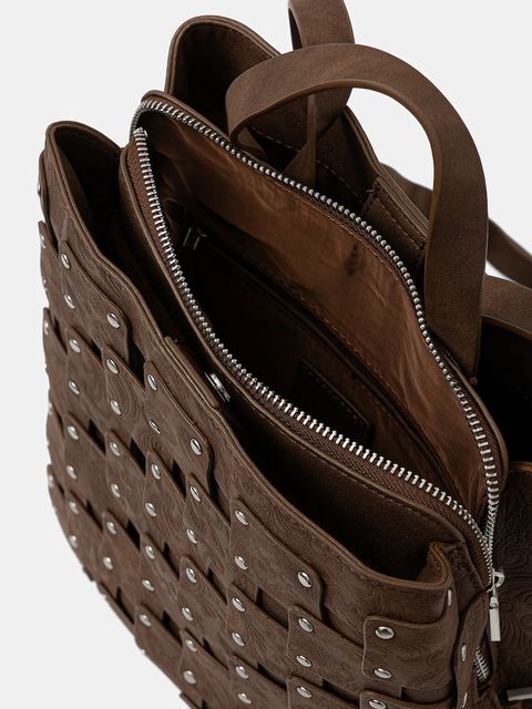 Desigual plecak NEW PATCH 1 CHOC damski kolor brązowy mały z aplikacją 25WAKP39