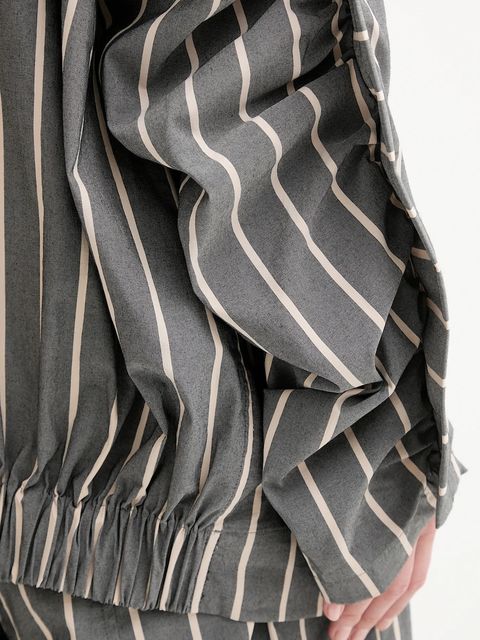 MMC STUDIO kurtka damska kolor szary przejściowa oversize FRAKTA