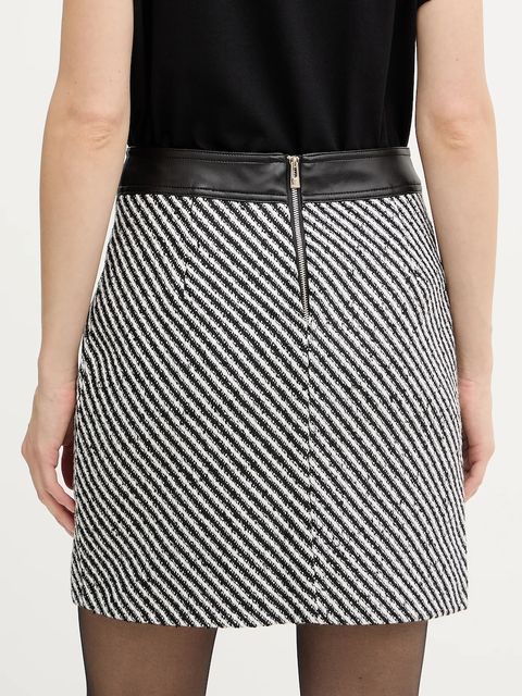 Morgan spódnica kolor czarny mini prosta JEGGO