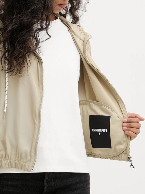 Patrizia Pepe kurtka kolor beżowy przejściowa 8O0231 A719