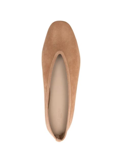 Le Monde Beryl pointed-toe suede pump - Neutrals