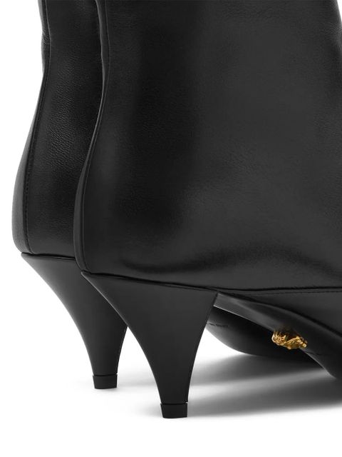 Versace Medusa head pointed-toe boots - Black