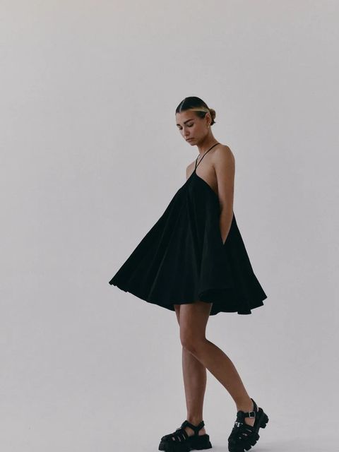 MUUV. sukienka bawełniana PLAINS