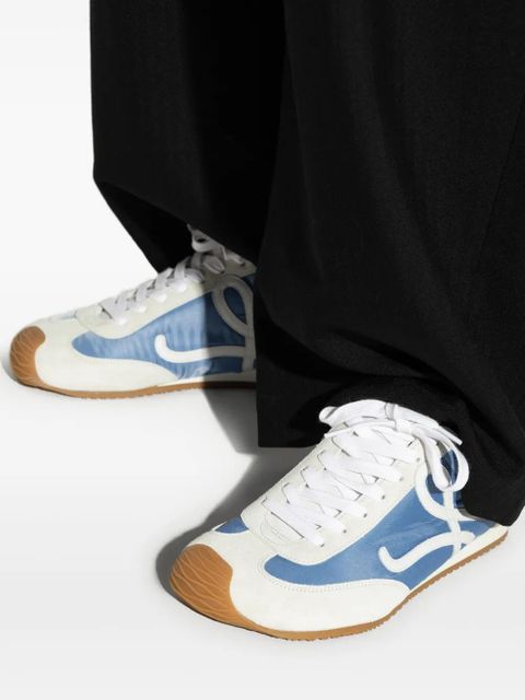 LOEWE logo-detail sneakers - White
