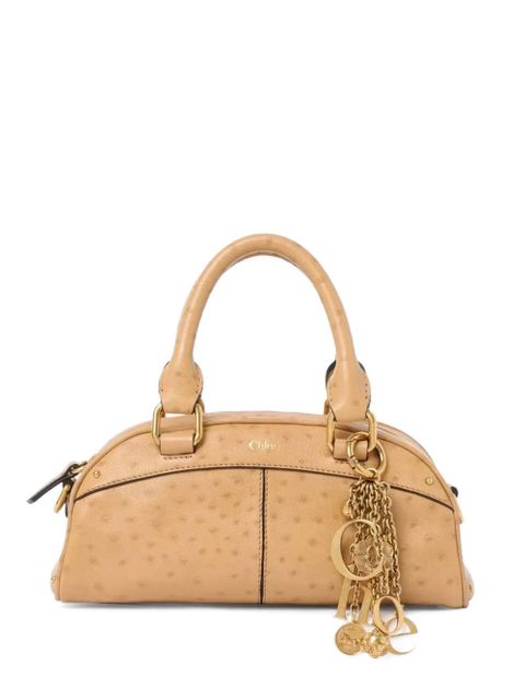 Chloé small Chloé ostrich-effect charm-embellishment tote bag - Neutrals - zdjęcie produktu nr 1