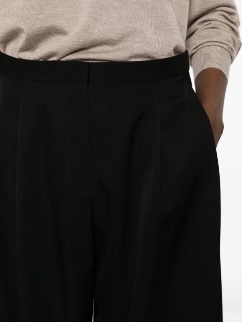 The Row Kalyan pleated tailored shorts - Black