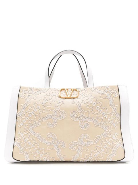 Valentino Garavani VLOGO embroidered raffia tote bag - Neutrals - zdjęcie produktu nr 1