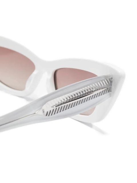 Aquazzura cat-eye sunglasses - White