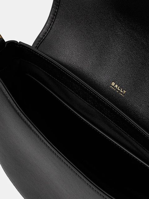 Bally torebka skórzana kolor czarny WAM04A