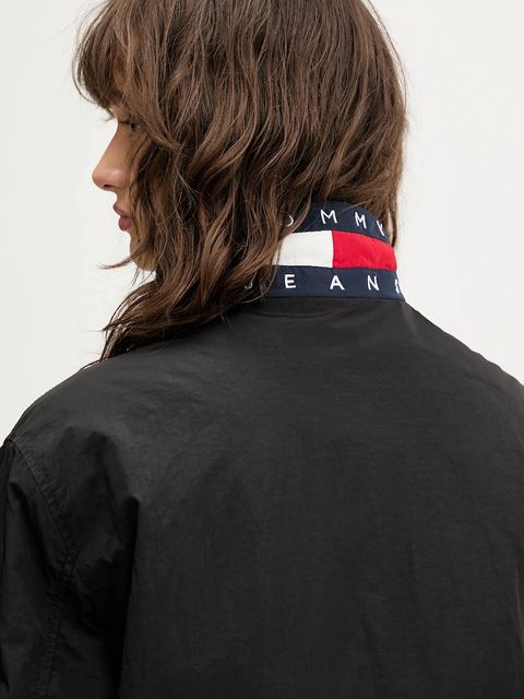 Tommy Jeans kurtka kolor czarny przejściowa oversize DW0DW21436