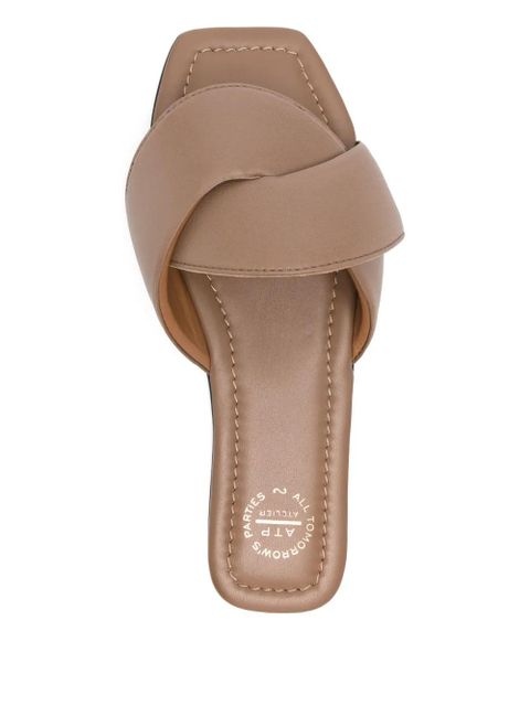 ATP Atelier crossover-strap leather sandals - Brown