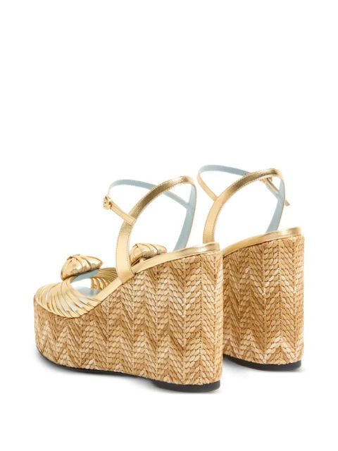 Valentino Garavani Coeur Royal Wedge sandals in laminated nappa 110mm - Gold