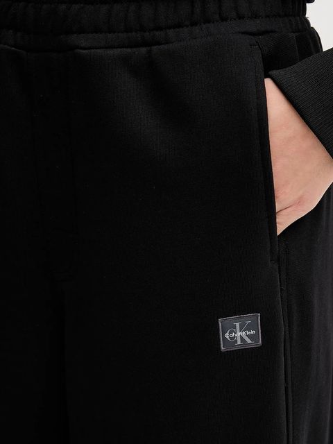 Calvin Klein Jeans spodnie dresowe damskie kolor czarny gładkie LV047C249G