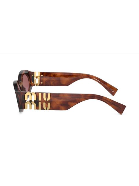 Miu Miu Eyewear logo-lettering oval-frame sunglasses - Brown